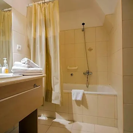 Apartmanhotel Corum 3*